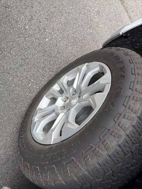 Used 2024 Chevrolet Silverado 1500 LTZ image 4