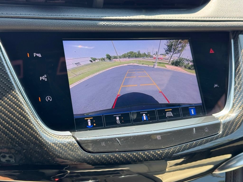 Used 2021 Cadillac XT6 Sport AWD/4WD image 34