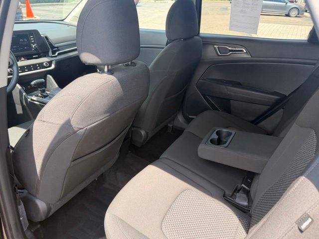 Used 2024 Kia Sportage LX AWD/4WD image 12