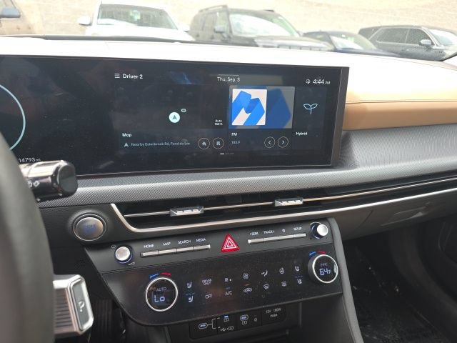 Used 2025 Hyundai Sonata Limited FWD image 8