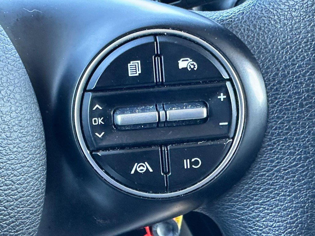 Used 2023 Kia Soul LX image 19