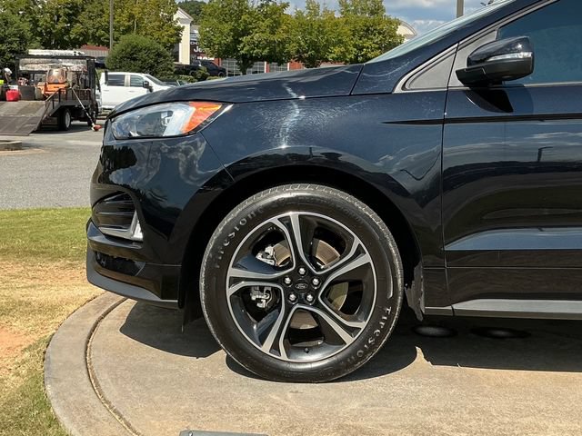 Used 2020 Ford Edge ST AWD/4WD image 12
