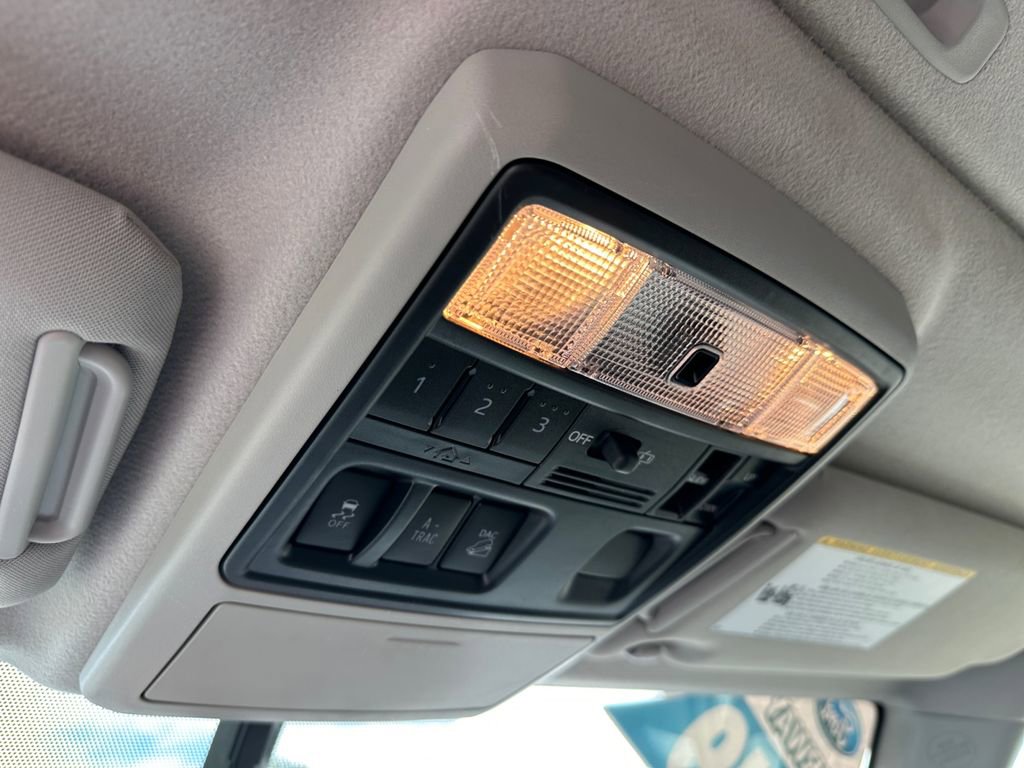 Used 2019 Toyota 4Runner SR5 Premium AWD/4WD image 23