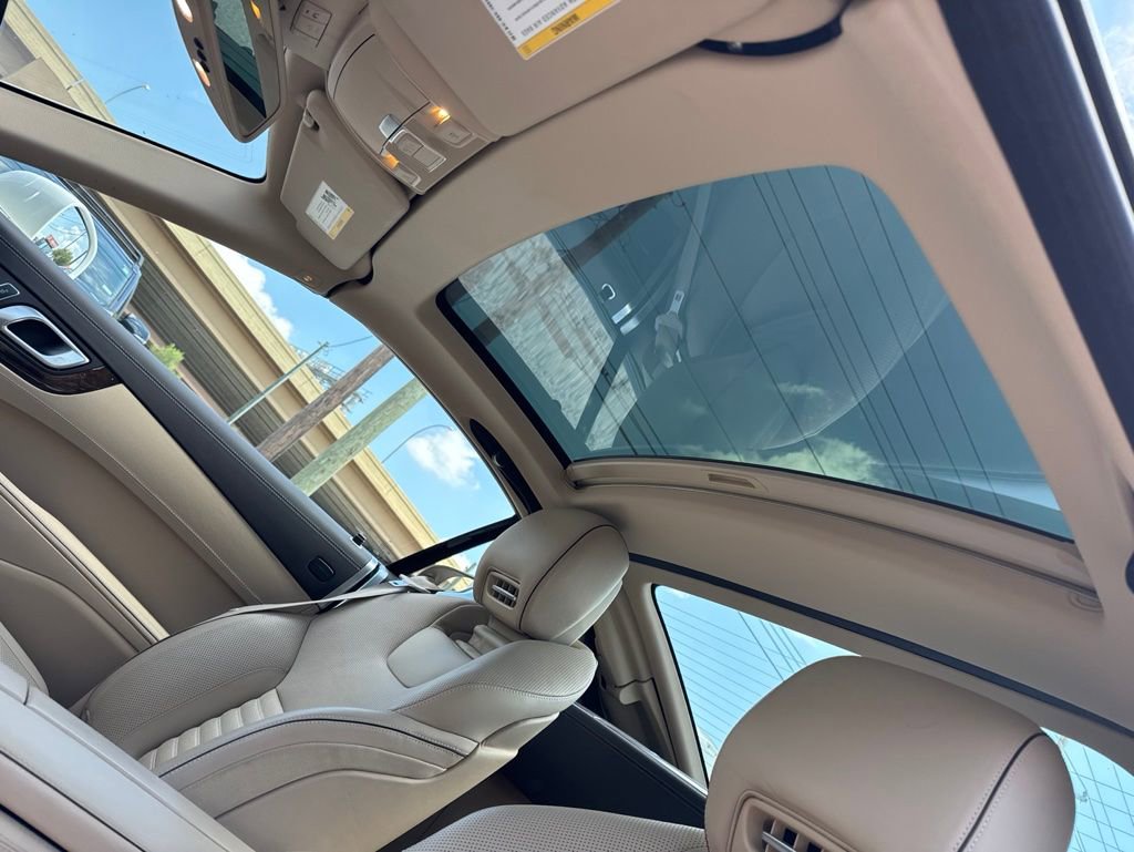 Used 2013 Mercedes-Benz SL 550 image 9