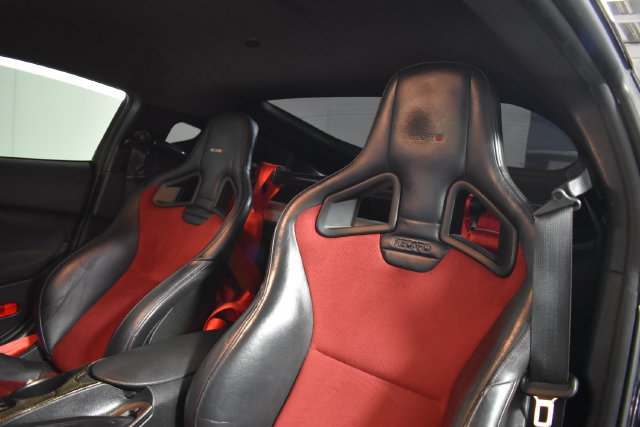Used 2019 Nissan 370Z NISMO RWD image 10