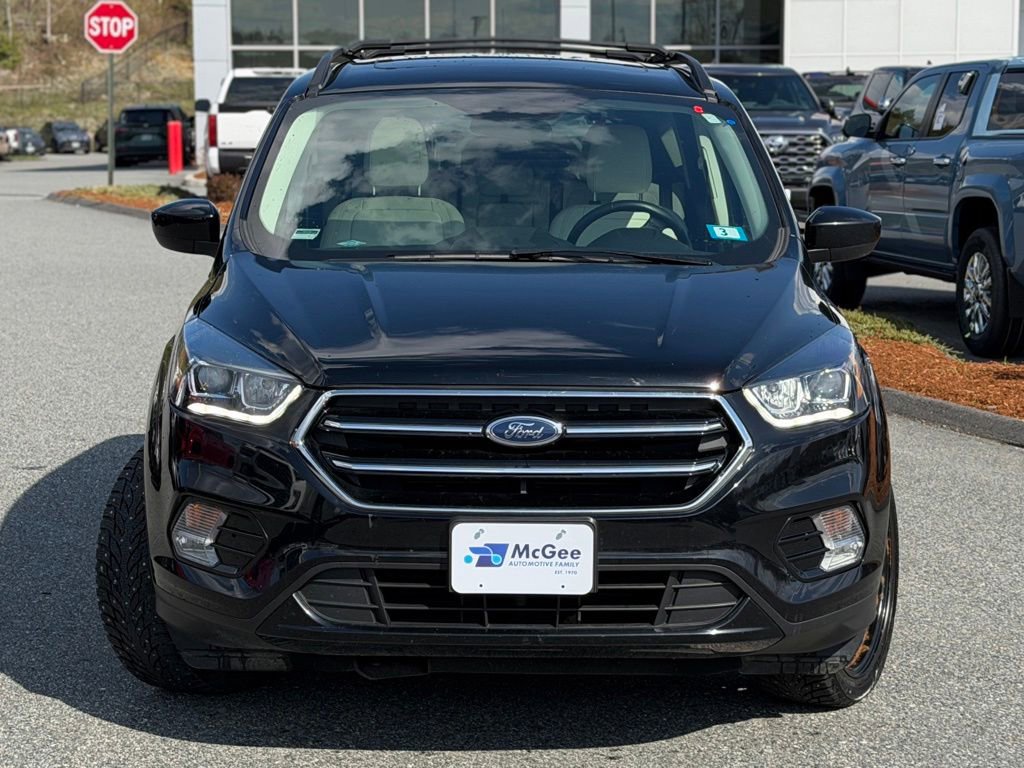 Used 2018 Ford Escape SEL w/ SEL Sport Appearance Package AWD/4WD image 2