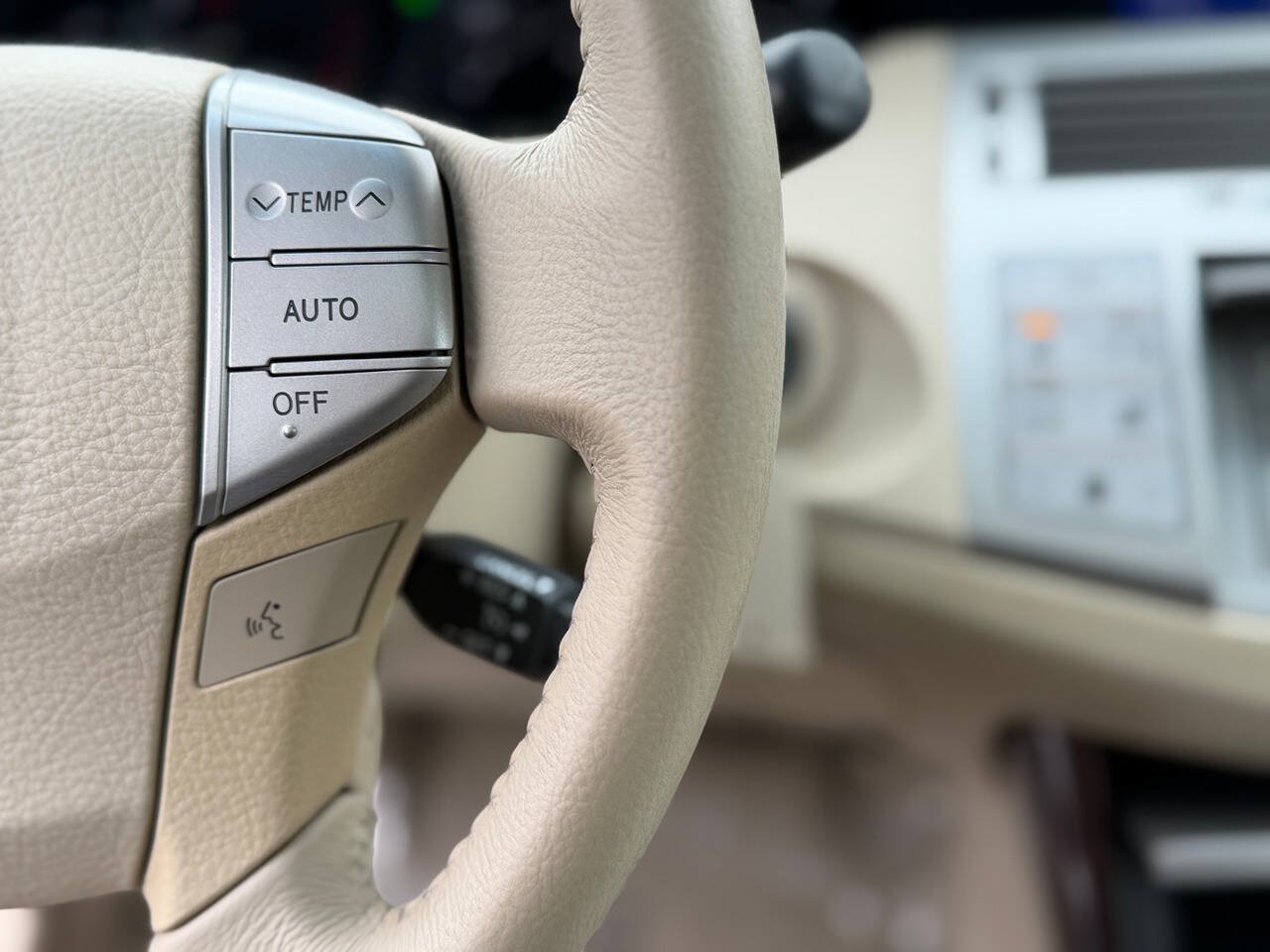 Used 2008 Toyota Avalon XLS FWD image 54