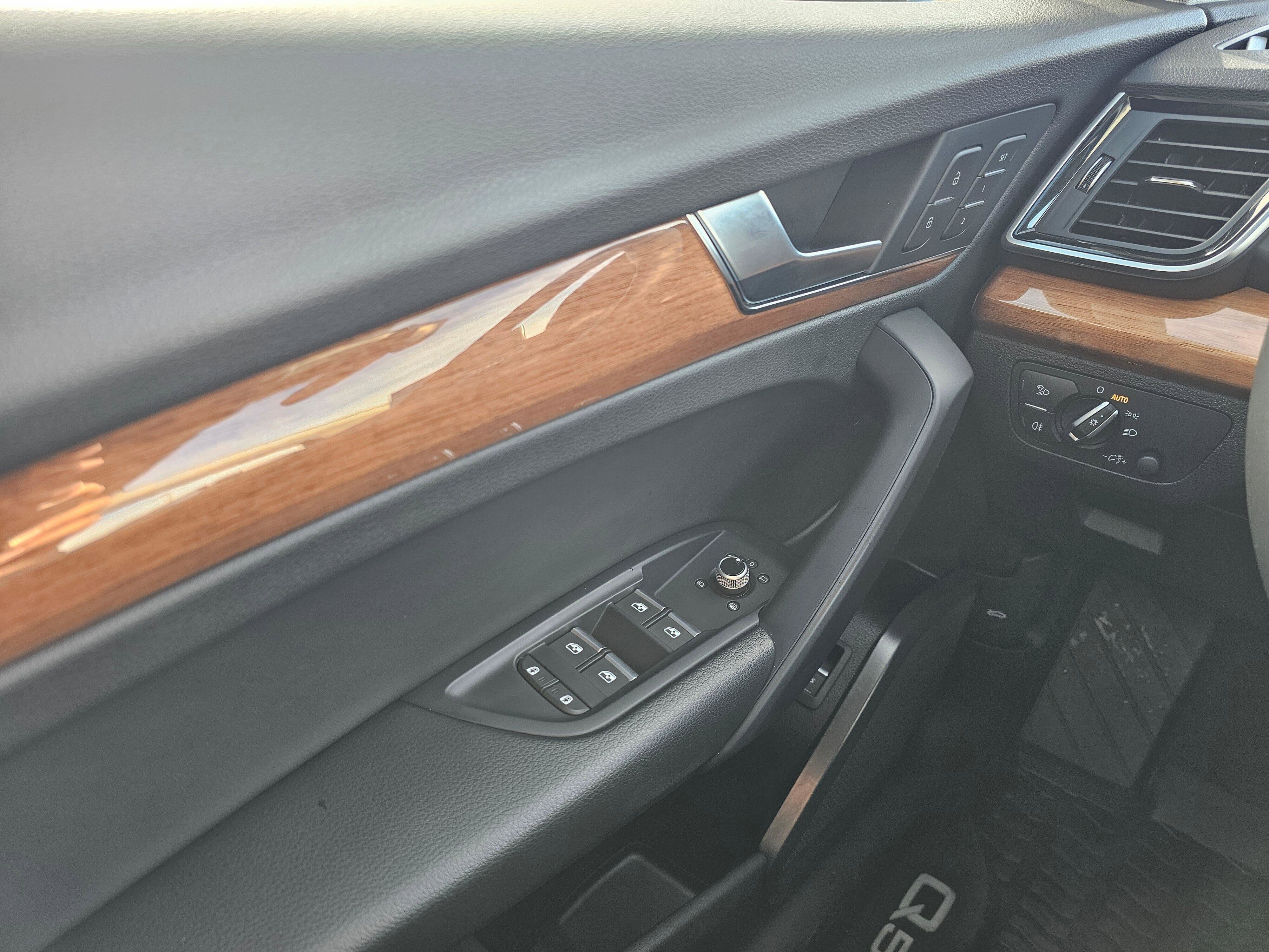 Used 2023 Audi Q5 2.0T Premium image 30