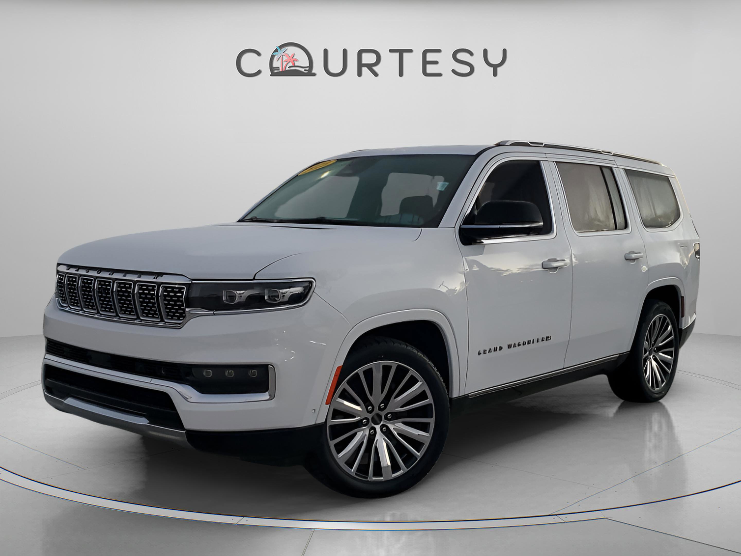Used 2023 Jeep Grand Wagoneer Series III image 1
