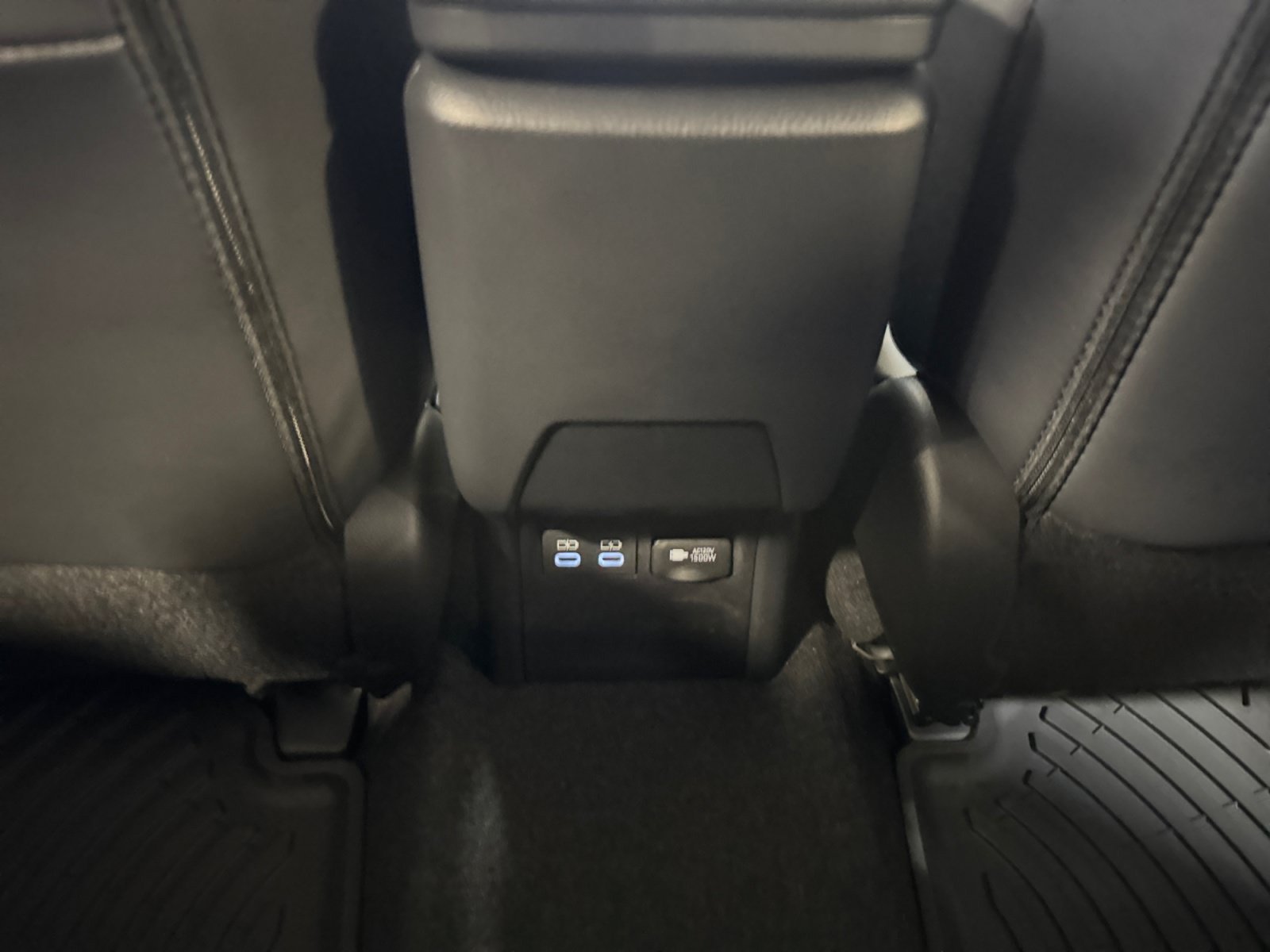 Certified 2026 Toyota Prius Plug-In Hybrid FWD image 32