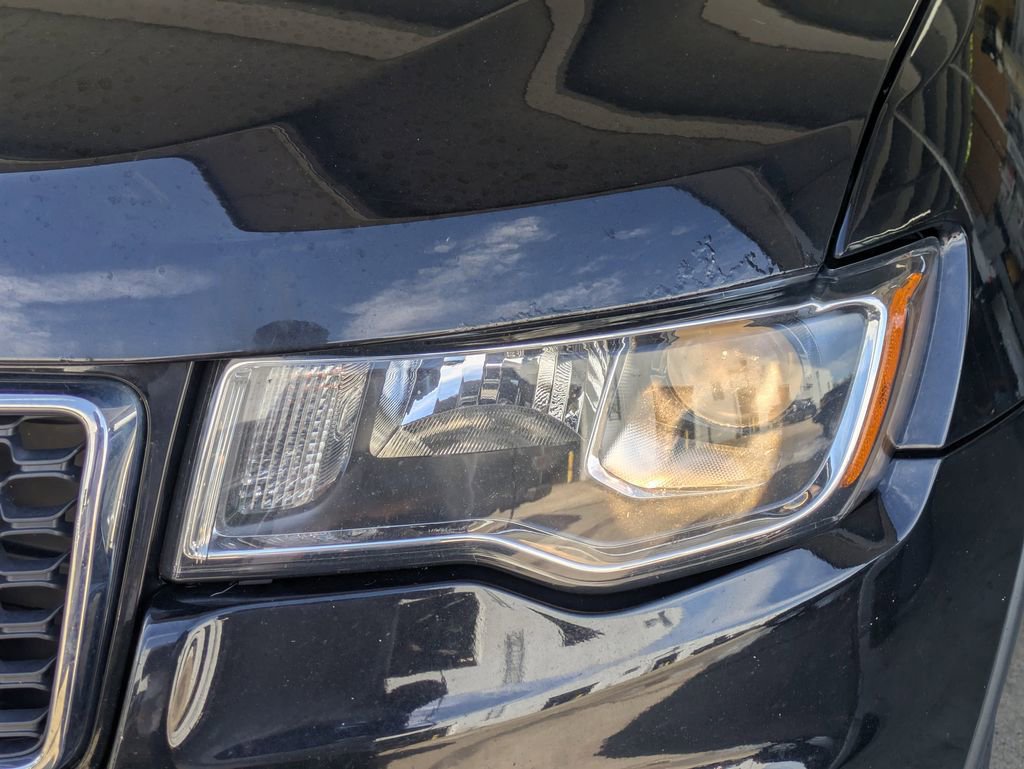 Used 2018 Jeep Grand Cherokee Limited w/ Trailer Tow Group IV image 11