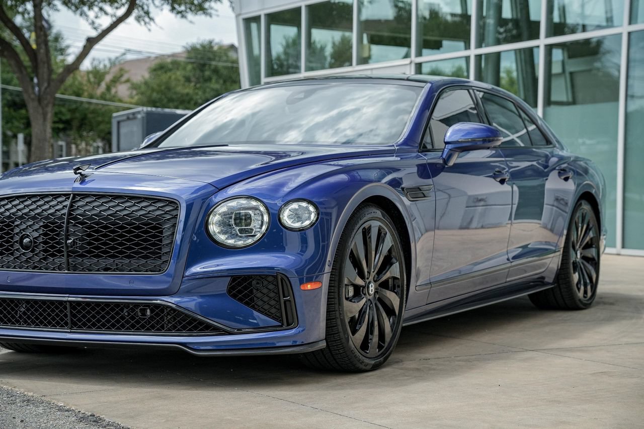 New 2025 Bentley Flying Spur Plug-In Hybrid AWD/4WD image 8