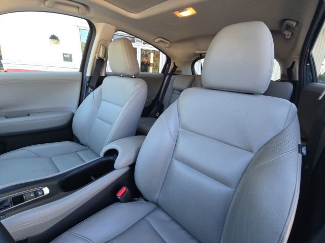 Used 2017 Honda HR-V EX-L image 18