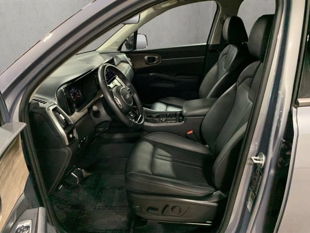 Used 2023 Kia Sorento S AWD/4WD image 5