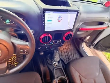 Used 2013 Jeep Wrangler Unlimited Sport image 14