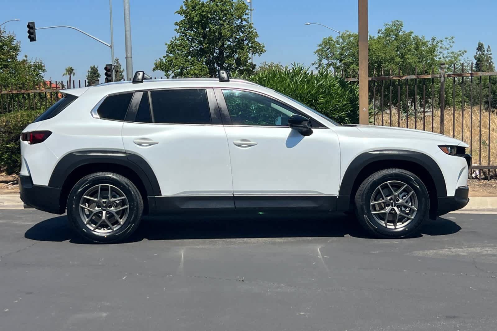 Used 2023 MAZDA CX-50 2.5 S w/ Weather Package AWD/4WD image 9
