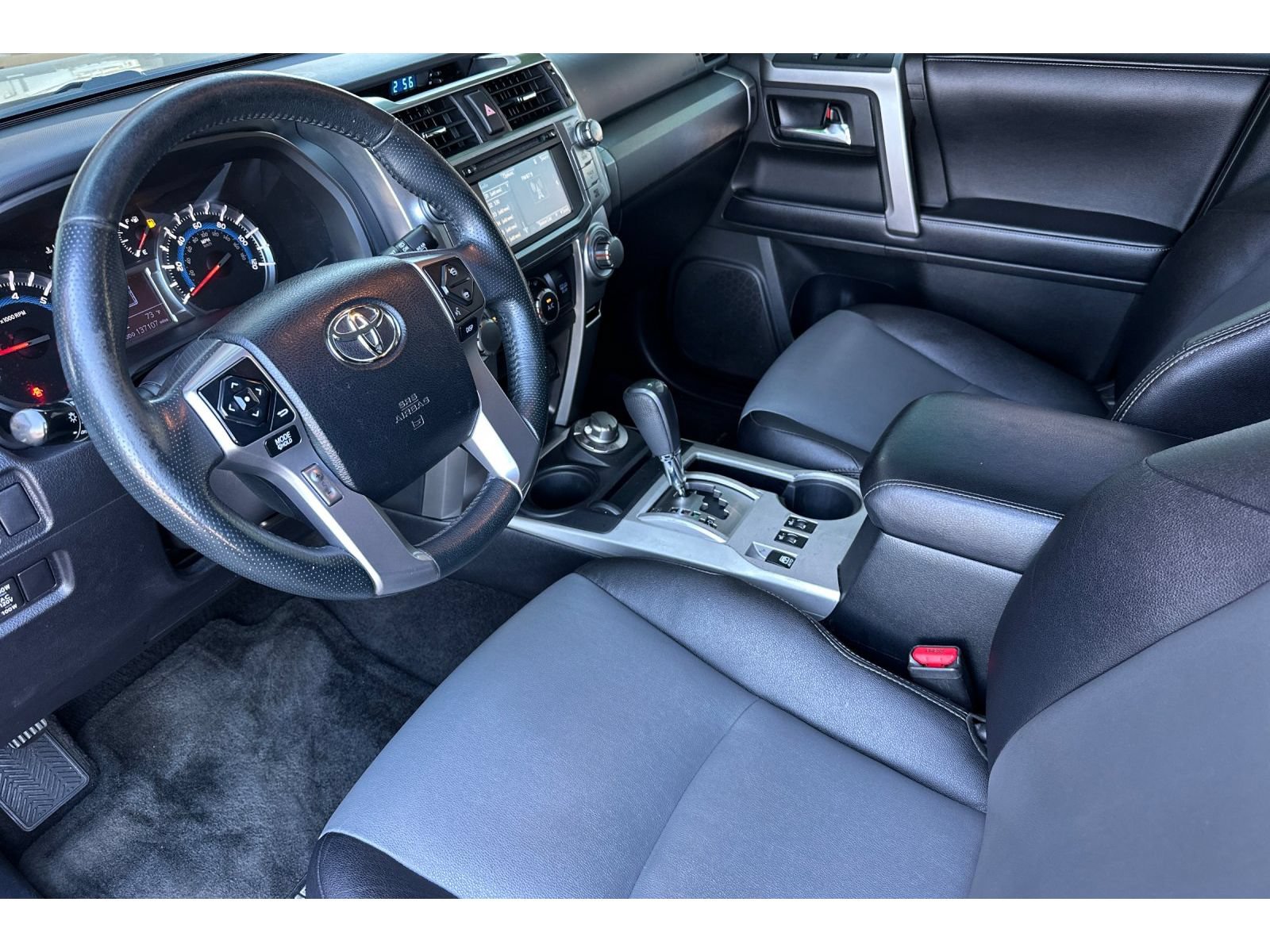 Used 2018 Toyota 4Runner SR5 Premium AWD/4WD image 10