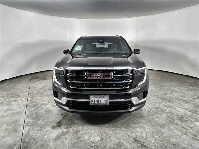 Used 2025 GMC Acadia Elevation image 3