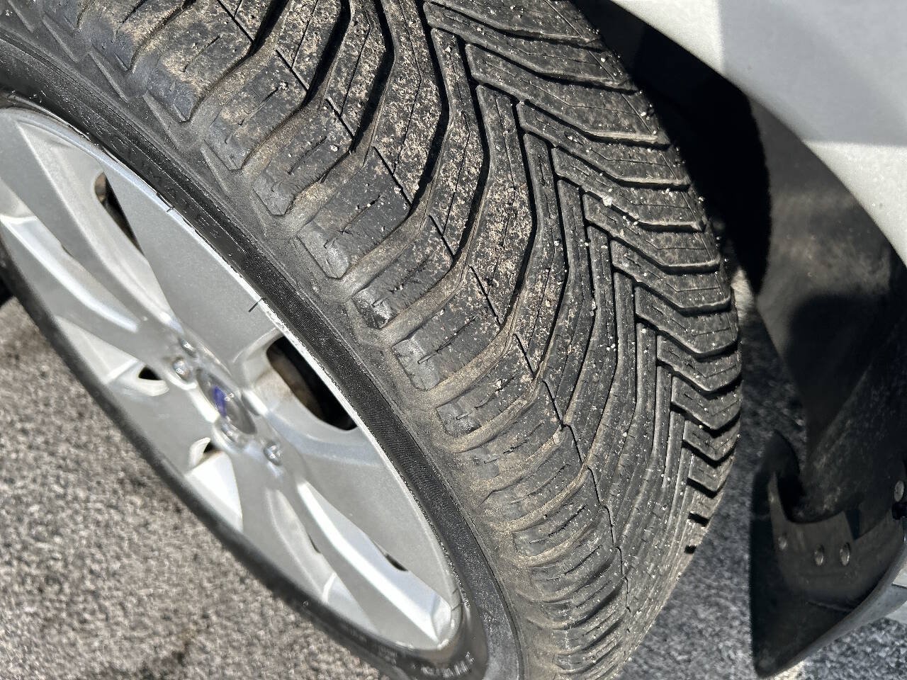 Used 2008 Volvo V70 FWD image 18