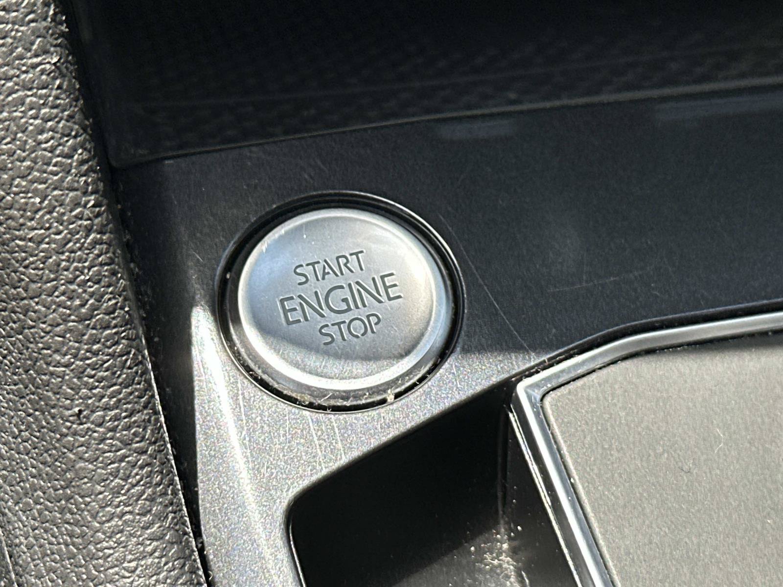 Used 2021 Volkswagen Tiguan S AWD/4WD image 28