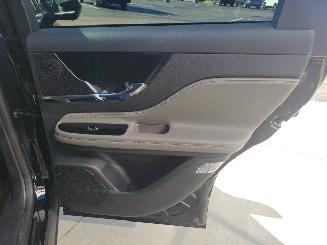 Certified 2024 Lincoln Corsair AWD w/ Equipment Group 101A image 24
