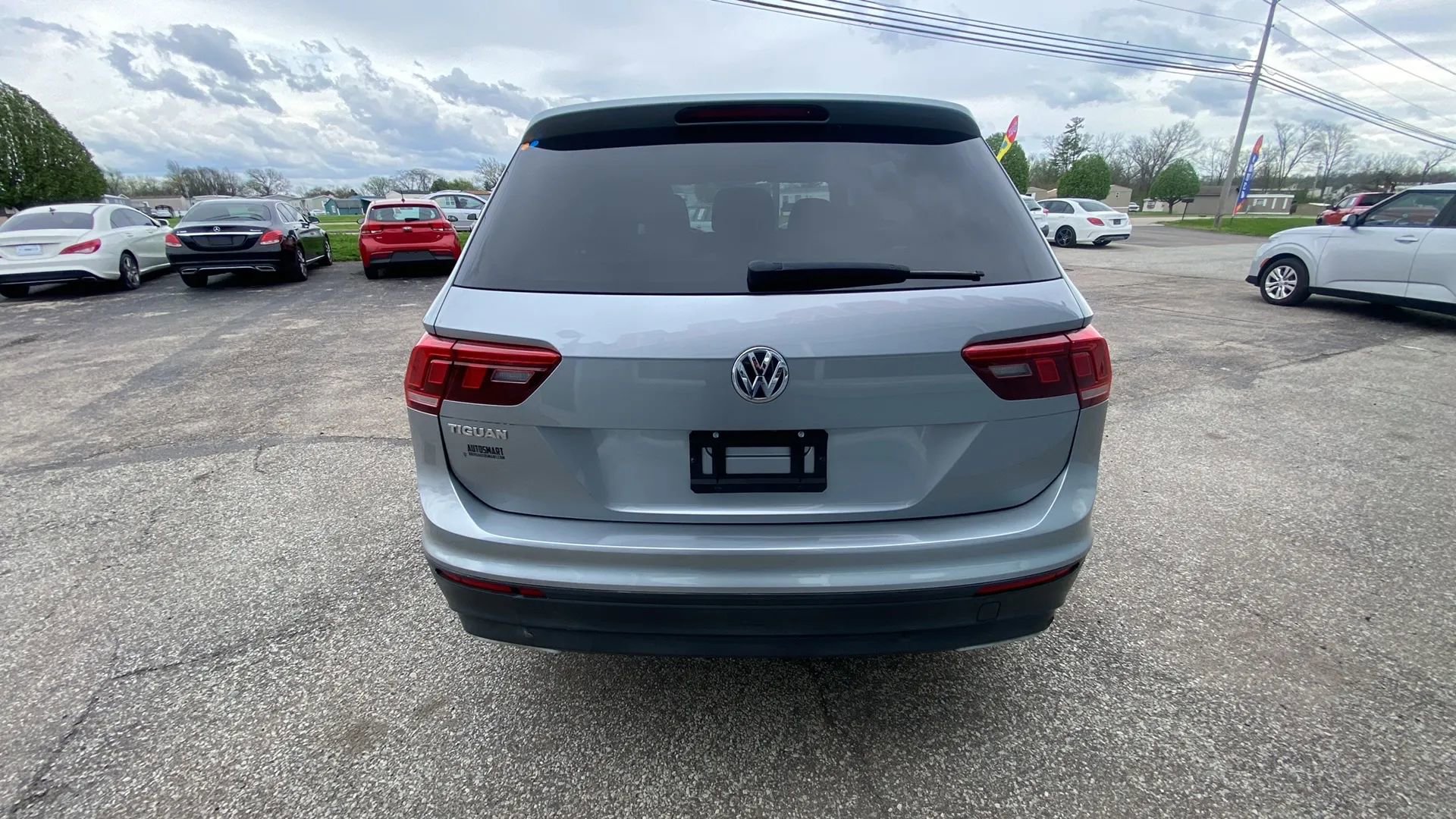 Used 2019 Volkswagen Tiguan S image 6
