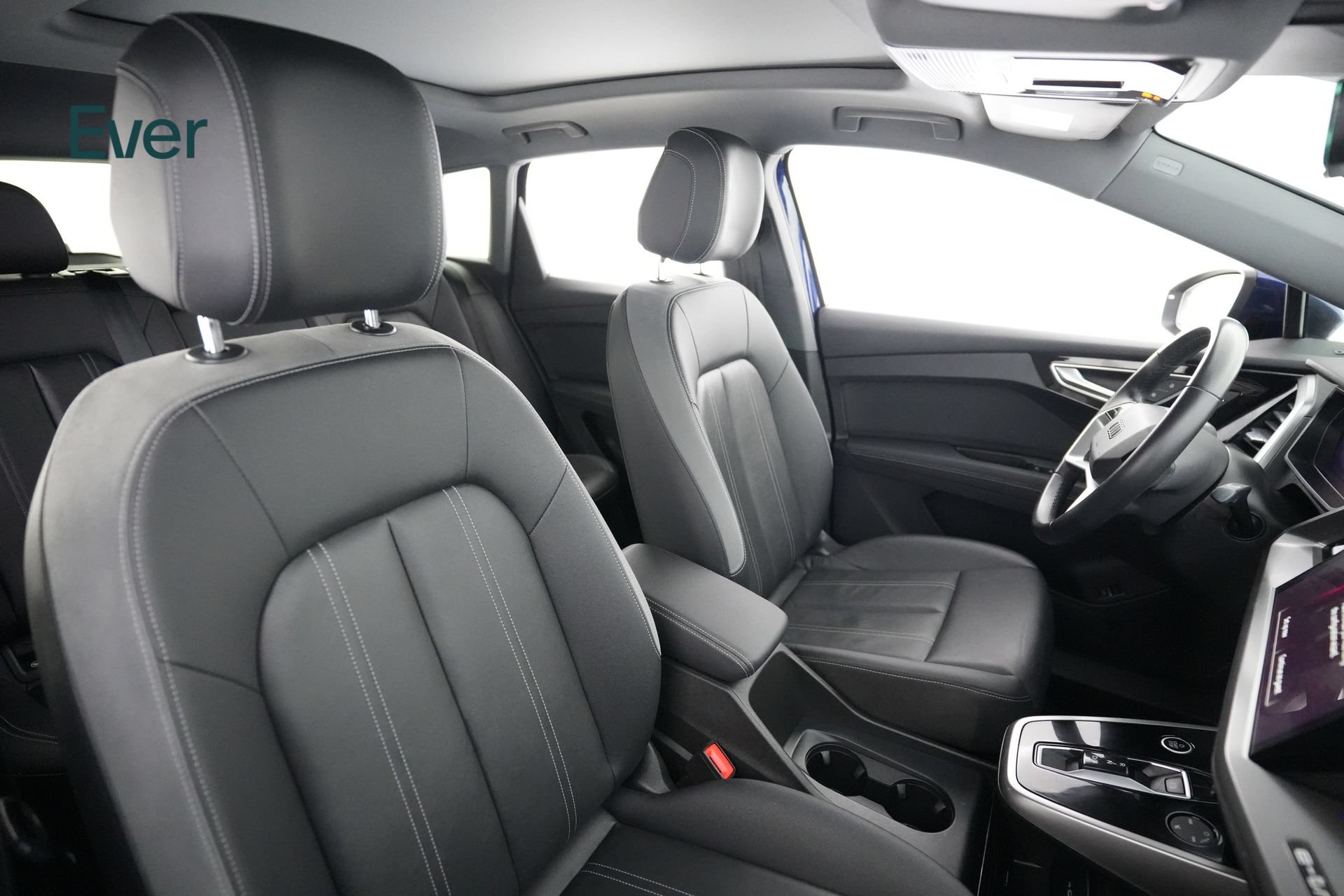 Used 2023 Audi Q4 e-tron Premium w/ Convenience Package RWD image 23