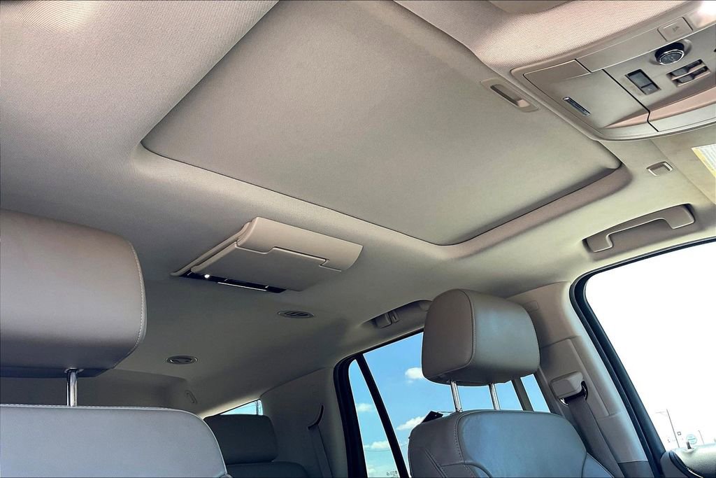 Used 2016 Chevrolet Tahoe LT RWD image 28