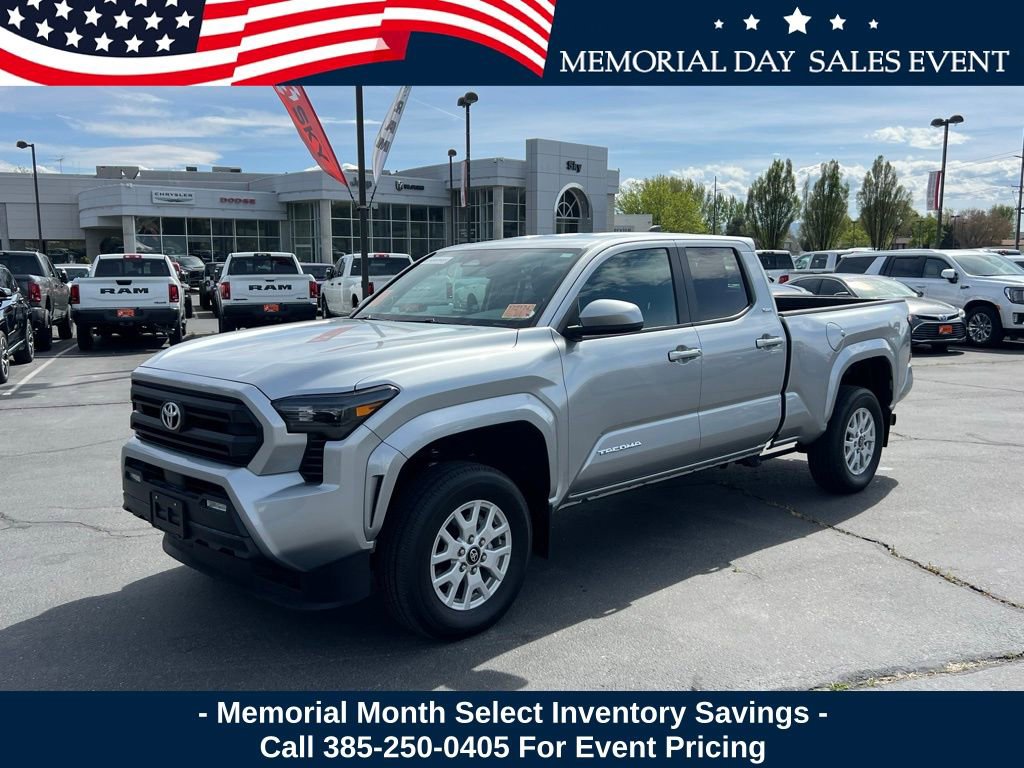 Used 2024 Toyota Tacoma SR5 AWD/4WD image 1
