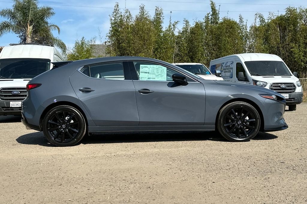 New 2025 MAZDA MAZDA3 Hatchback w/Premium Plus Pkg image 4