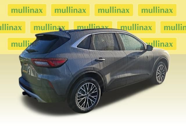 New 2025 Ford Escape SE w/ PHEV Premium Package FWD video 3
