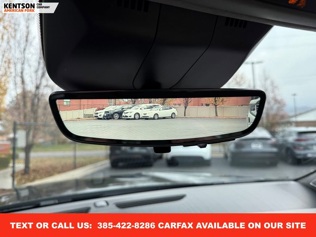 Used 2024 Cadillac Escalade Sport Platinum w/ LPO, ONYX Package image 33