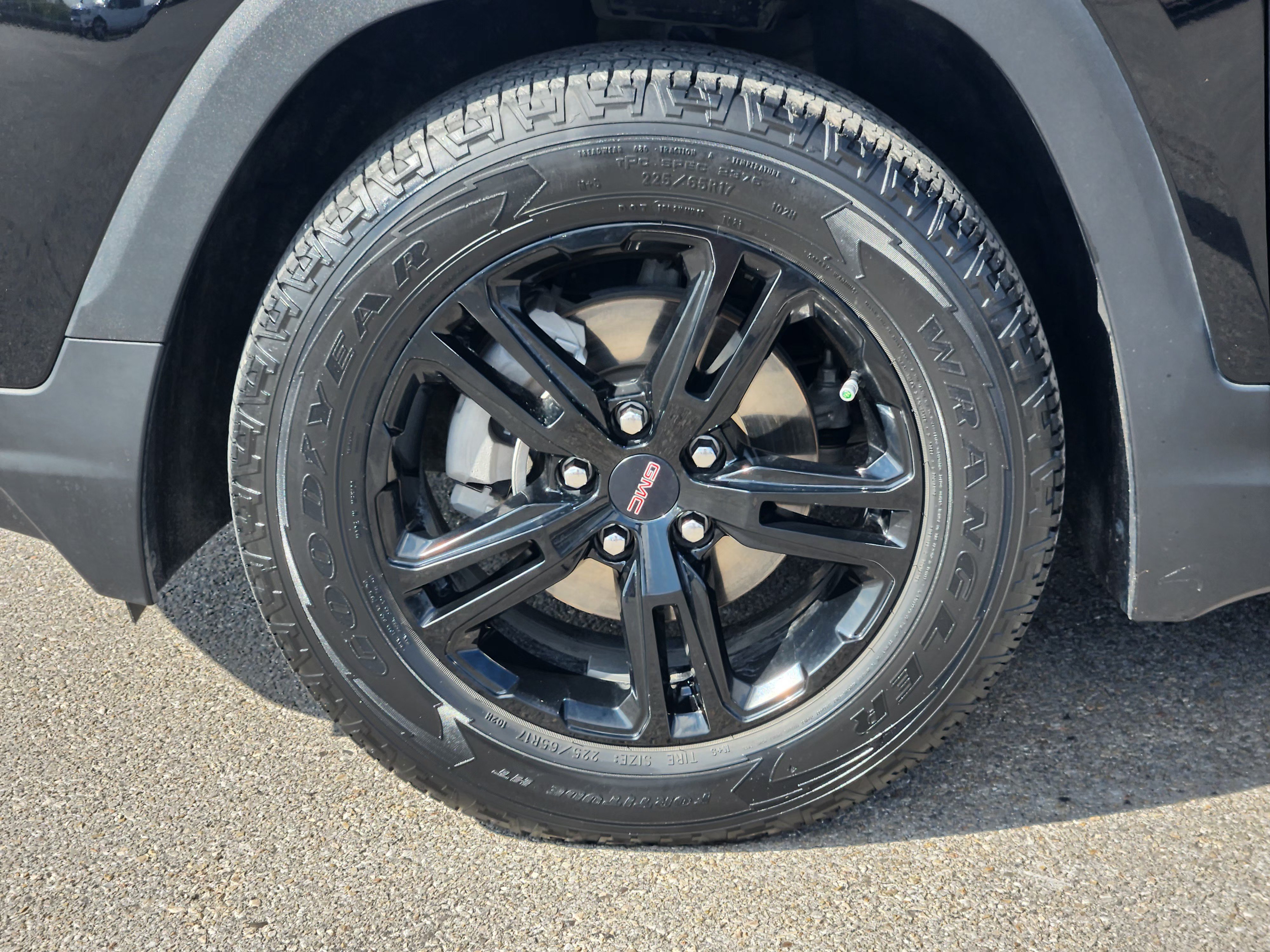 Used 2023 GMC Terrain AT4 w/ Tech Package AWD/4WD image 10