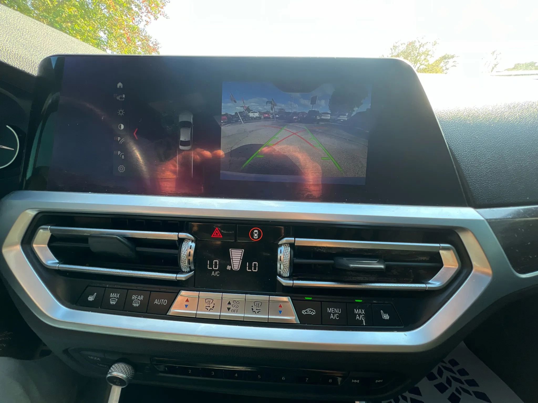 Used 2020 BMW 330i xDrive 330i xDrive Sedan 4D w/ Convenience Package image 24