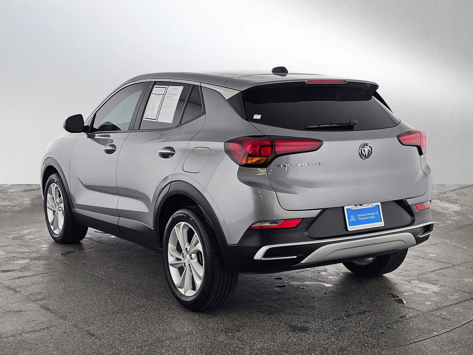 Used 2023 Buick Encore GX Preferred w/ Cold Weather Comfort Package image 5