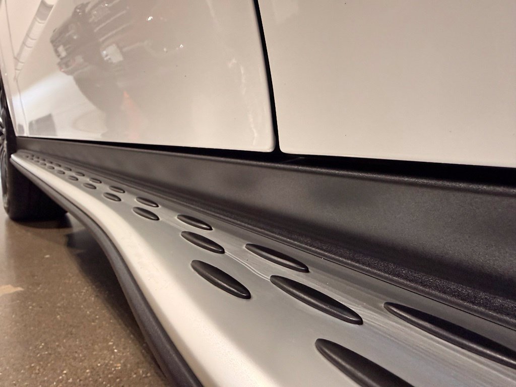 Used 2024 Mercedes-Benz GLC 300 4MATIC image 13