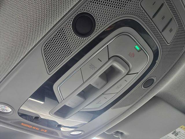 Used 2020 Audi Q5 e Premium Plus w/ Premium Plus Package image 34