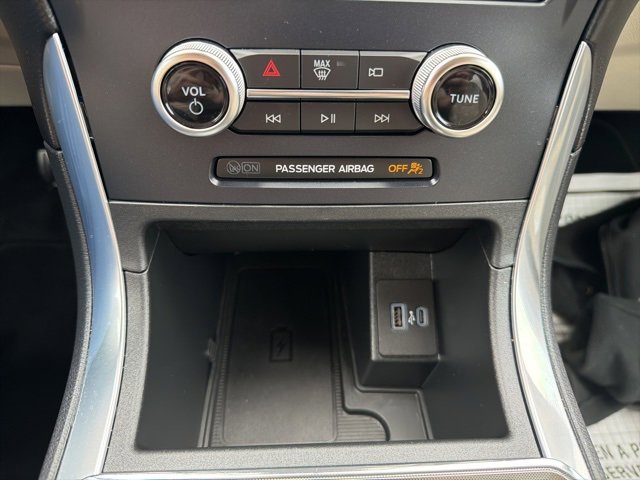Certified 2024 Ford Edge Titanium image 21