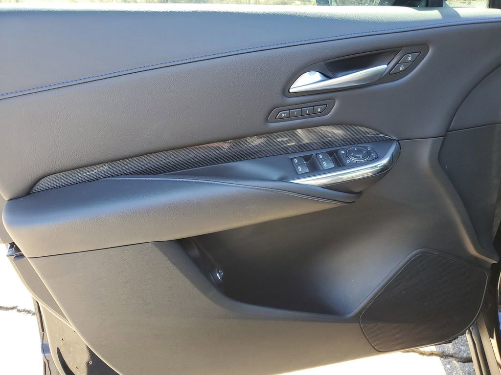 Used 2024 Cadillac XT4 Sport image 19