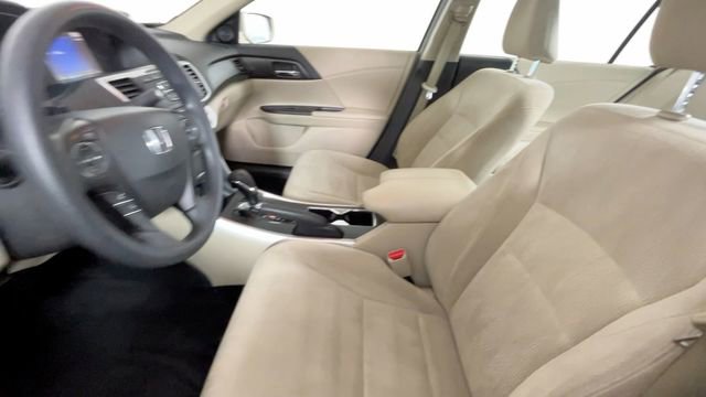 Used 2015 Honda Accord EX image 25
