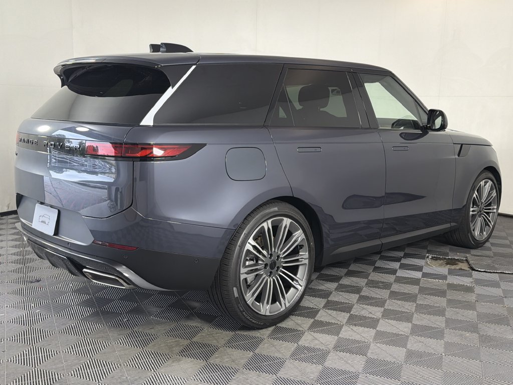 New 2027 Land Rover Range Rover Sport SE AWD/4WD image 8