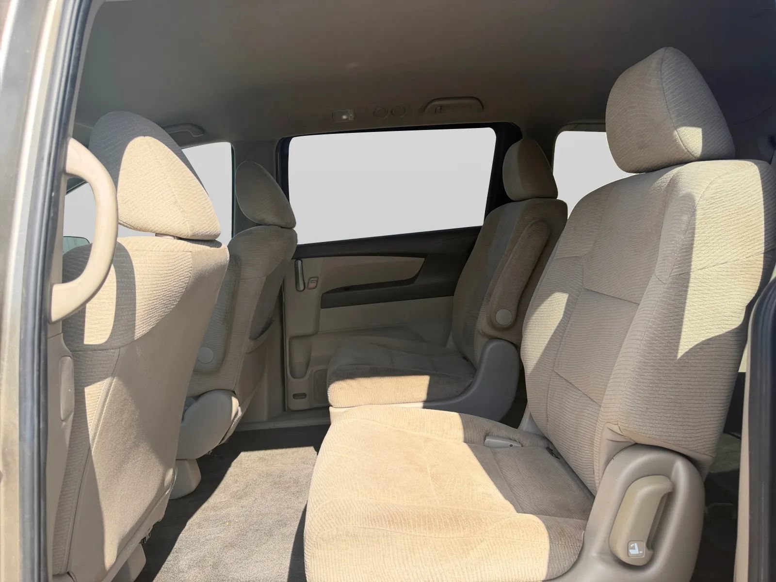 Used 2011 Honda Odyssey LX image 25