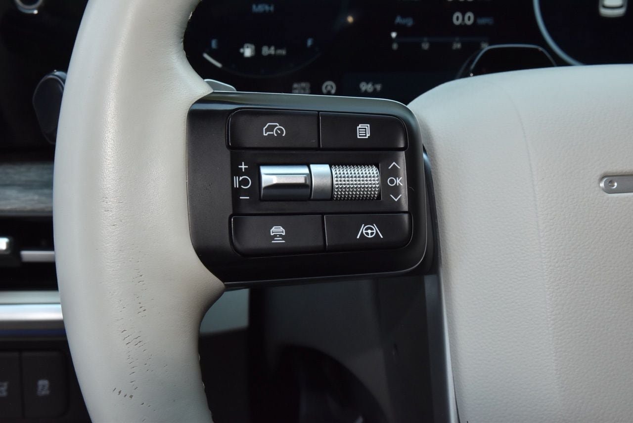 Used 2024 Hyundai Santa Fe Limited FWD image 24