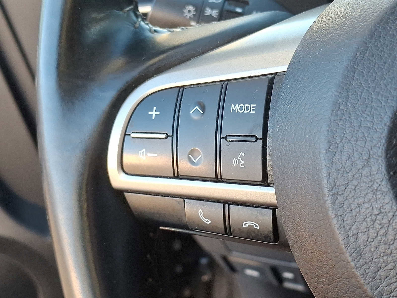 Used 2018 Lexus ES 350 w/ Ultra Luxury Package image 22