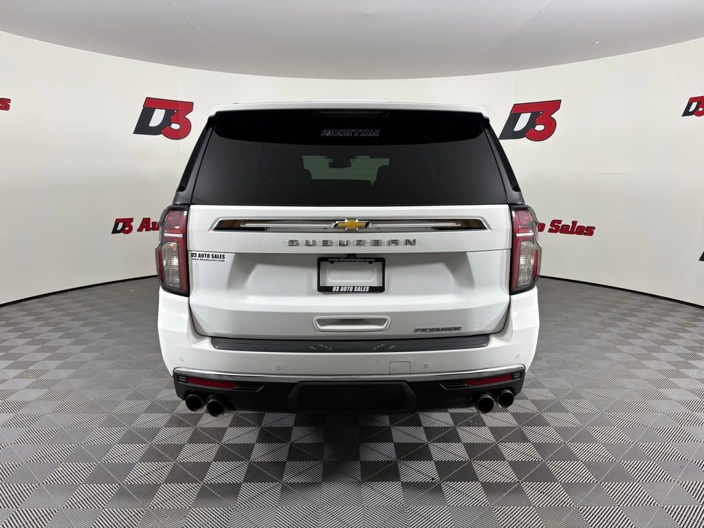 Used 2023 Chevrolet Suburban Premier image 5