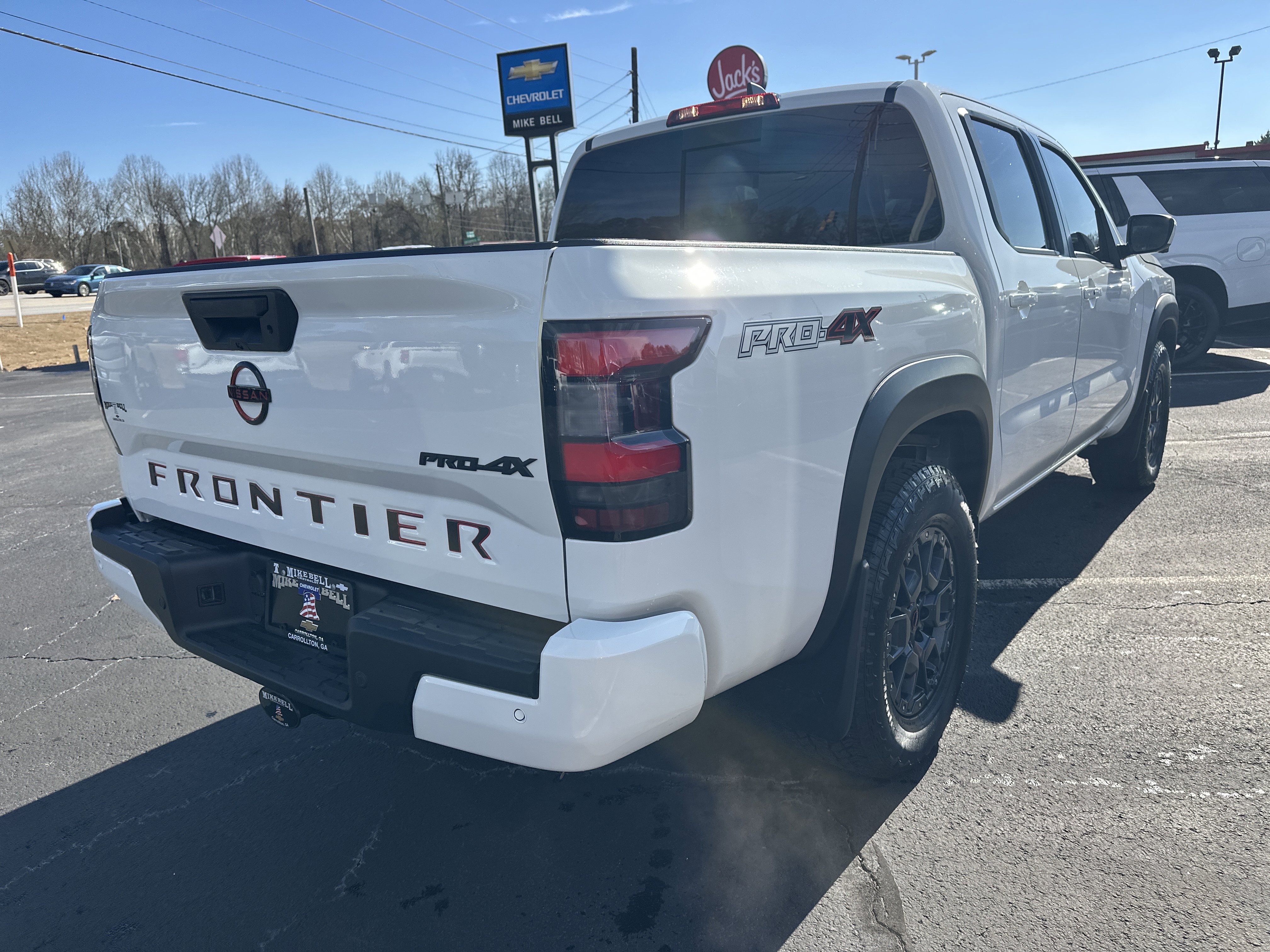 Used 2024 Nissan Frontier PRO-4X w/ Pro Premium Package image 8