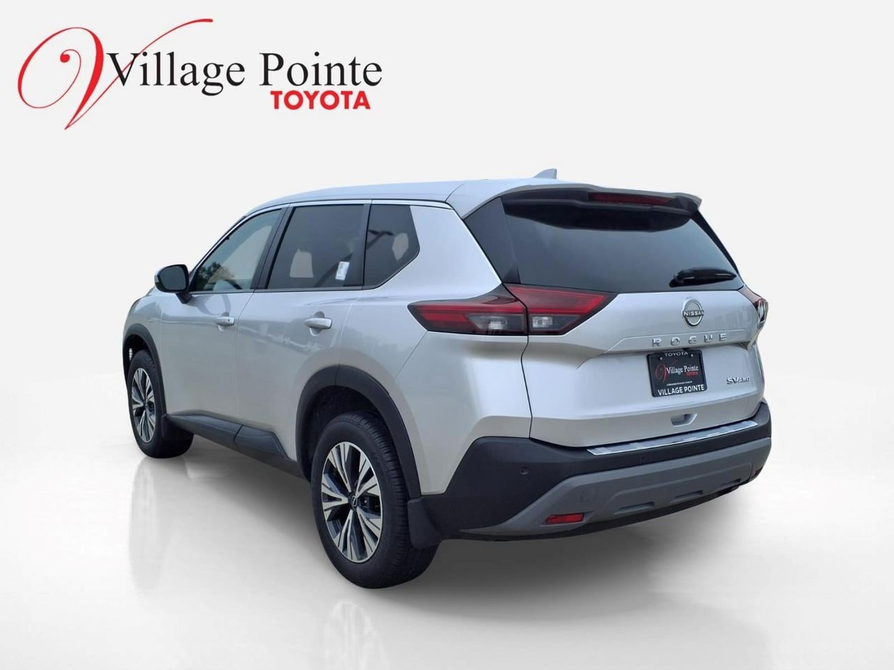 Used 2023 Nissan Rogue SV AWD/4WD image 3