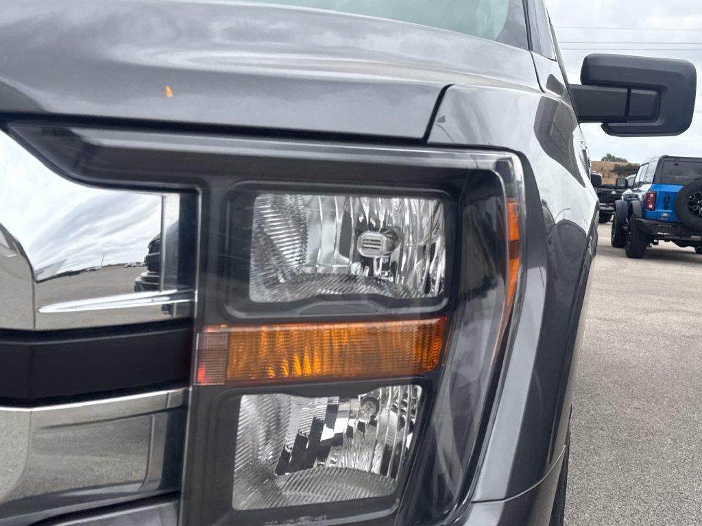 Used 2023 Ford F150 XLT AWD/4WD image 3