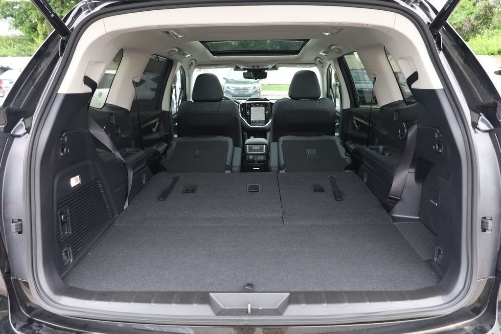 Certified 2026 Subaru Ascent Touring w/ Popular Package #2 AWD/4WD image 9