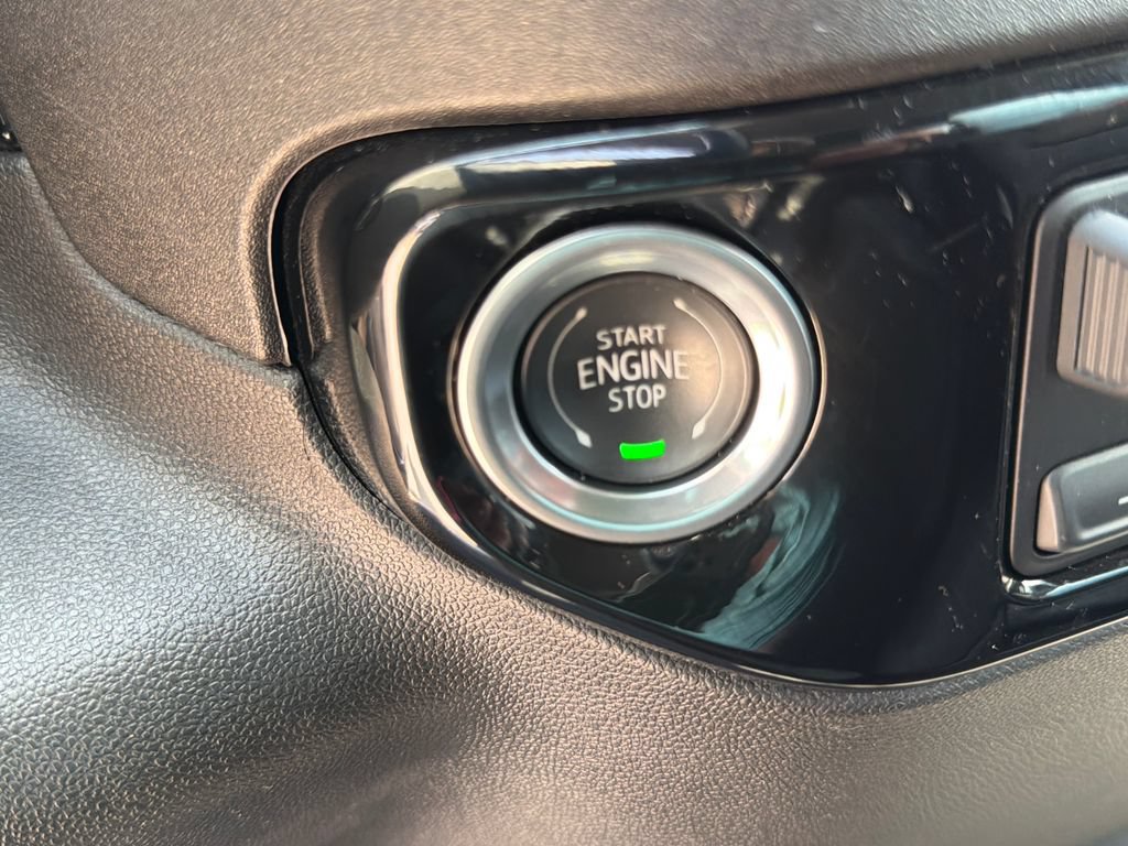 Certified 2025 GMC Sierra 1500 Elevation AWD/4WD image 29